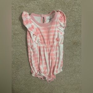 EUC Kyte Baby Light Pink Rip Tide Bubble Romper (0-3M)